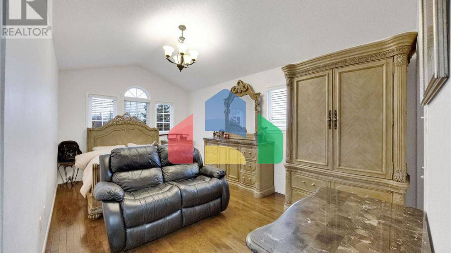 Residential - Single Family Home - London, Canada - Canada