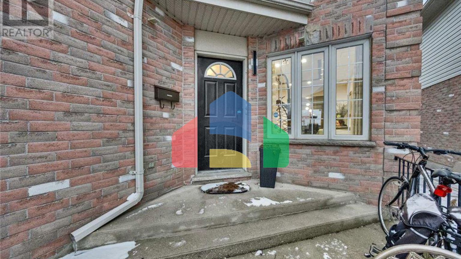 Residential - Single Family Home - London, Canada - Canada