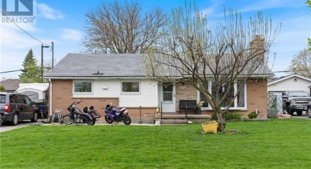 Residential - Single Family Home - London, Canada - Canada