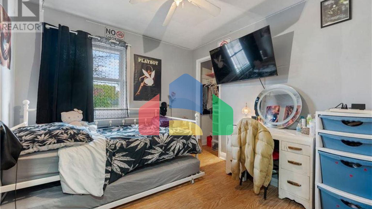 Residential - Single Family Home - London, Canada - Canada