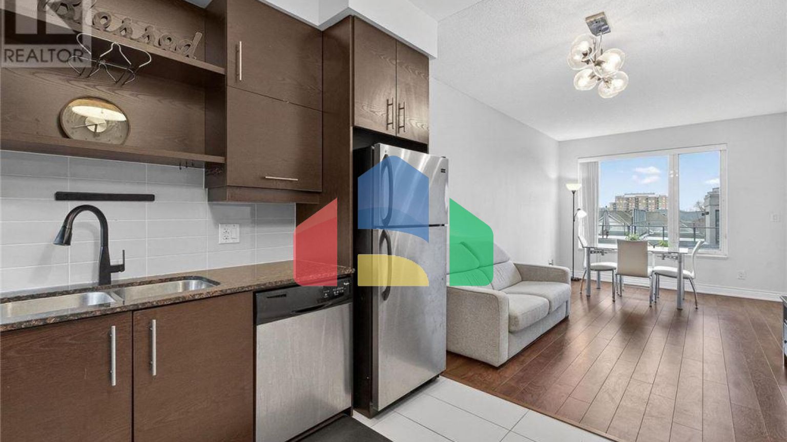 Residential - Single Family Home - Markham, Canada - Canada