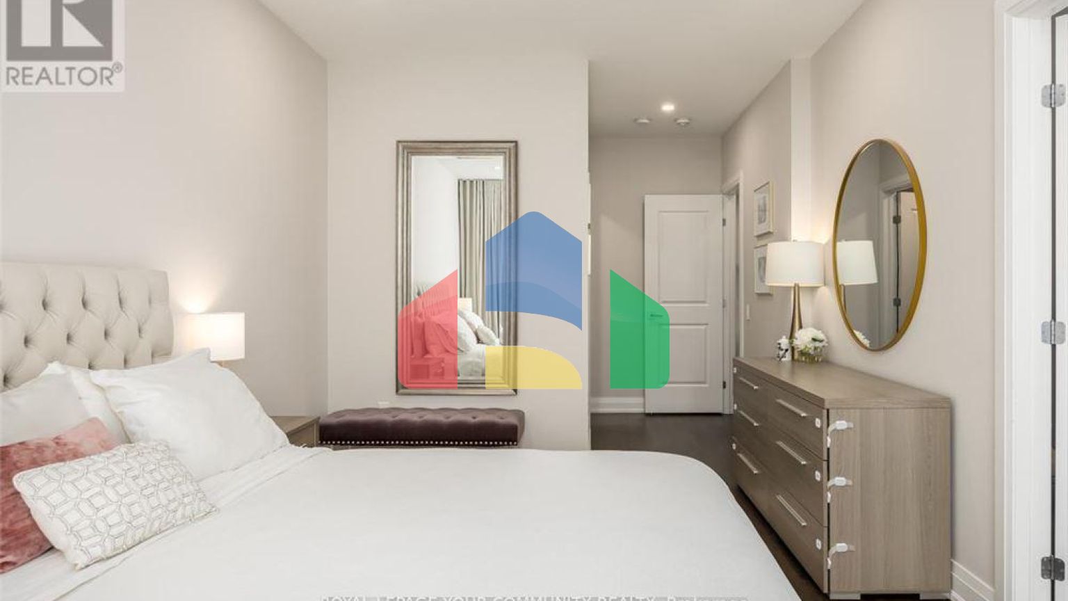 Residential - Single Family Home - Markham, Canada - Canada