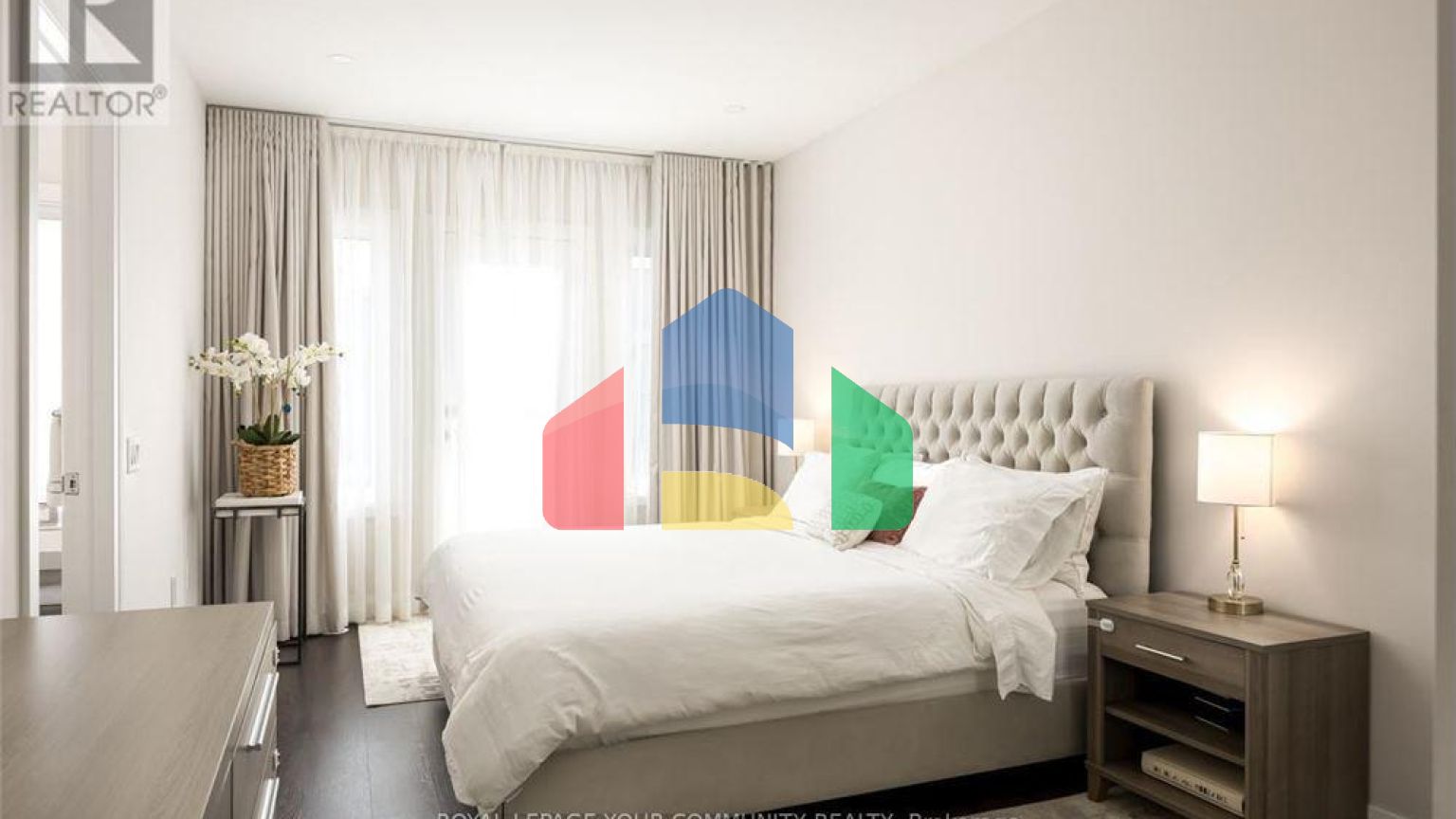 Residential - Single Family Home - Markham, Canada - Canada