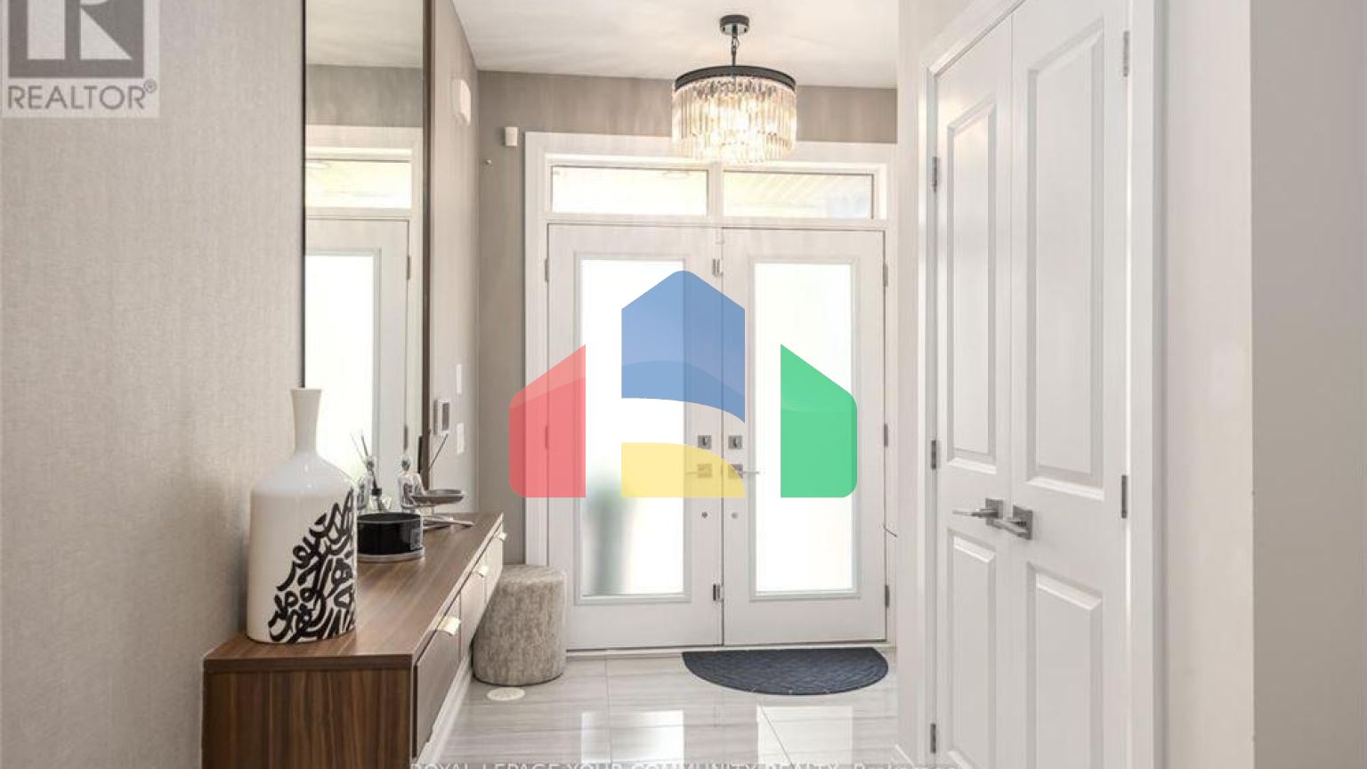 Residential - Single Family Home - Markham, Canada - Canada