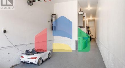 Residential - Single Family Home - Markham, Canada - Canada