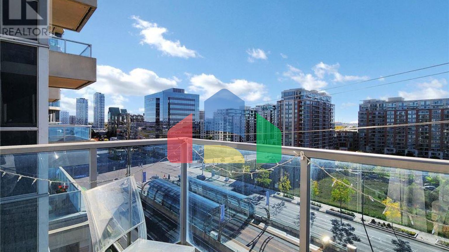 Residential - Single Family Home - Markham, Canada - Canada