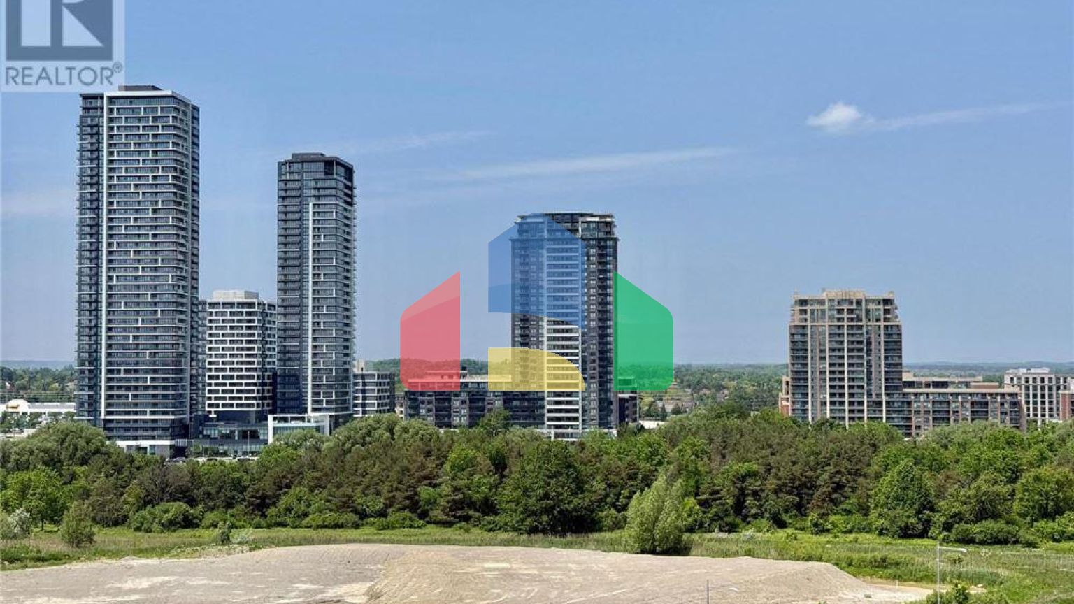 Residential - Single Family Home - Markham, Canada - Canada