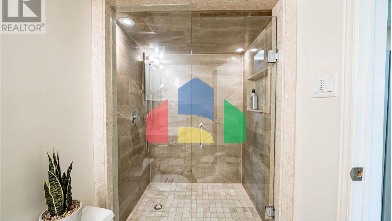 Residential - Single Family Home - Markham, Canada - Canada