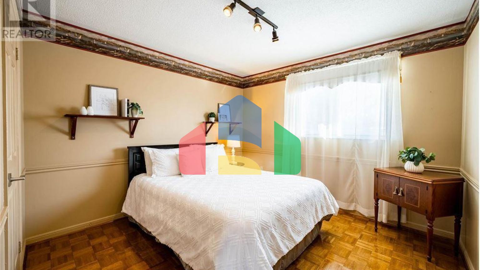 Residential - Single Family Home - Markham, Canada - Canada