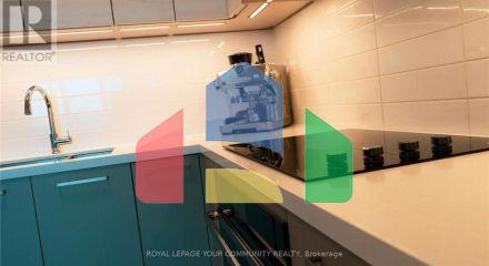 Residential - Single Family Home - Markham, Canada - Canada