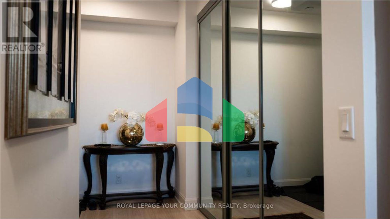 Residential - Single Family Home - Markham, Canada - Canada