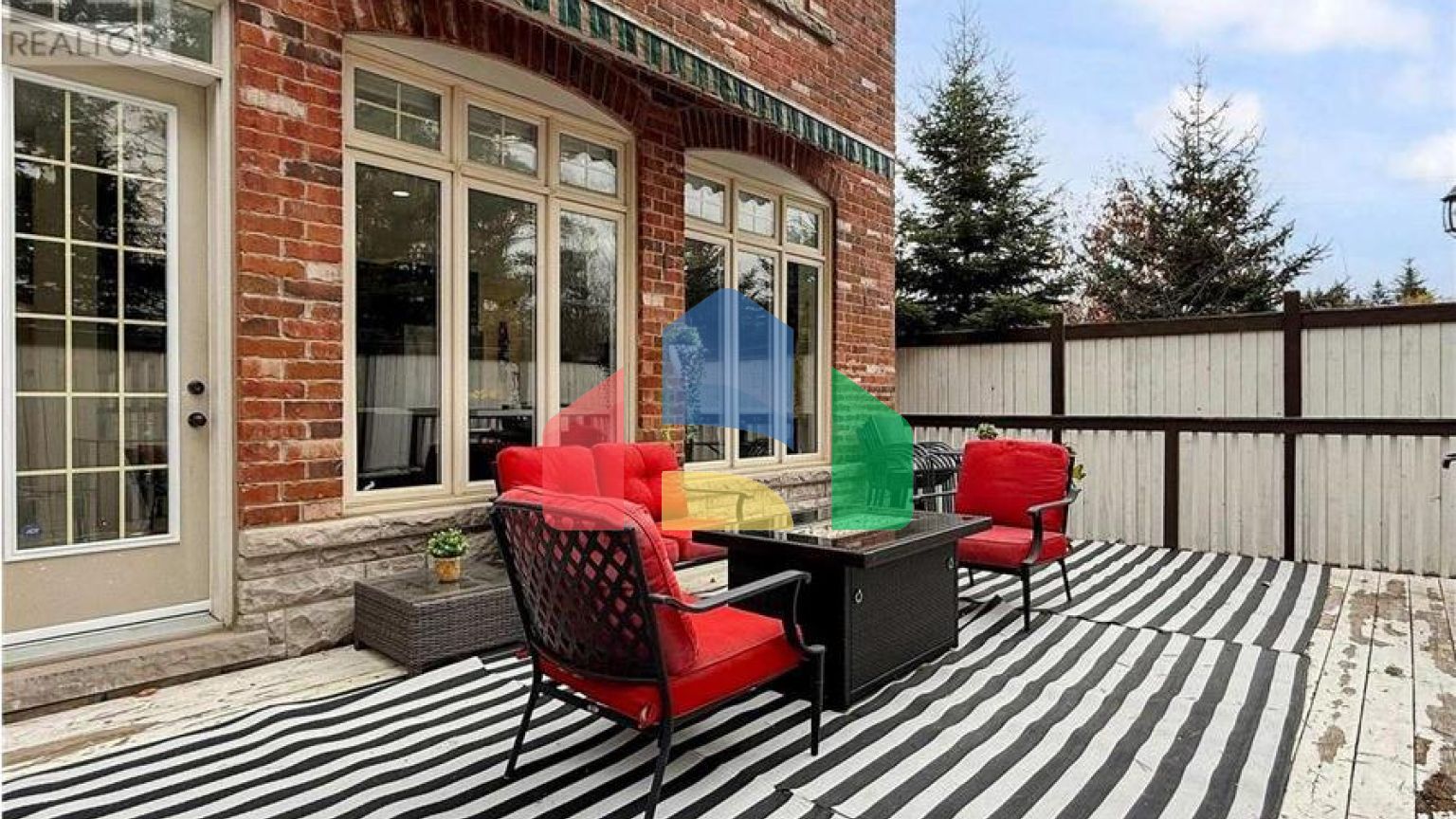 Residential - Single Family Home - Markham, Canada - Canada