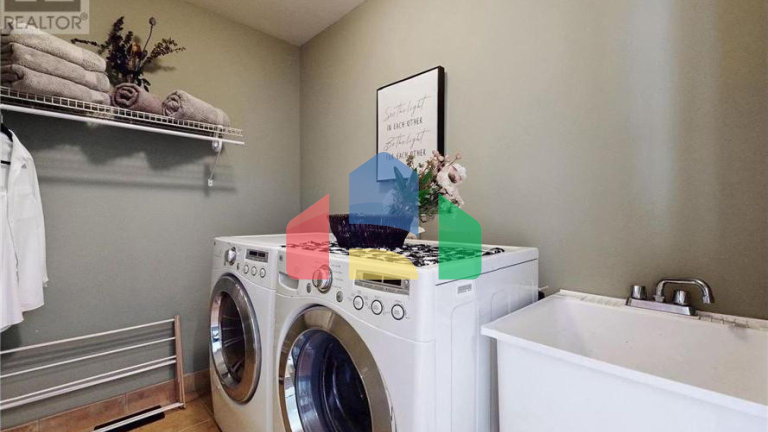 Residential - Single Family Home - Markham, Canada - Canada