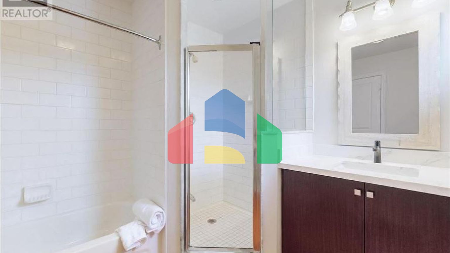 Residential - Single Family Home - Markham, Canada - Canada