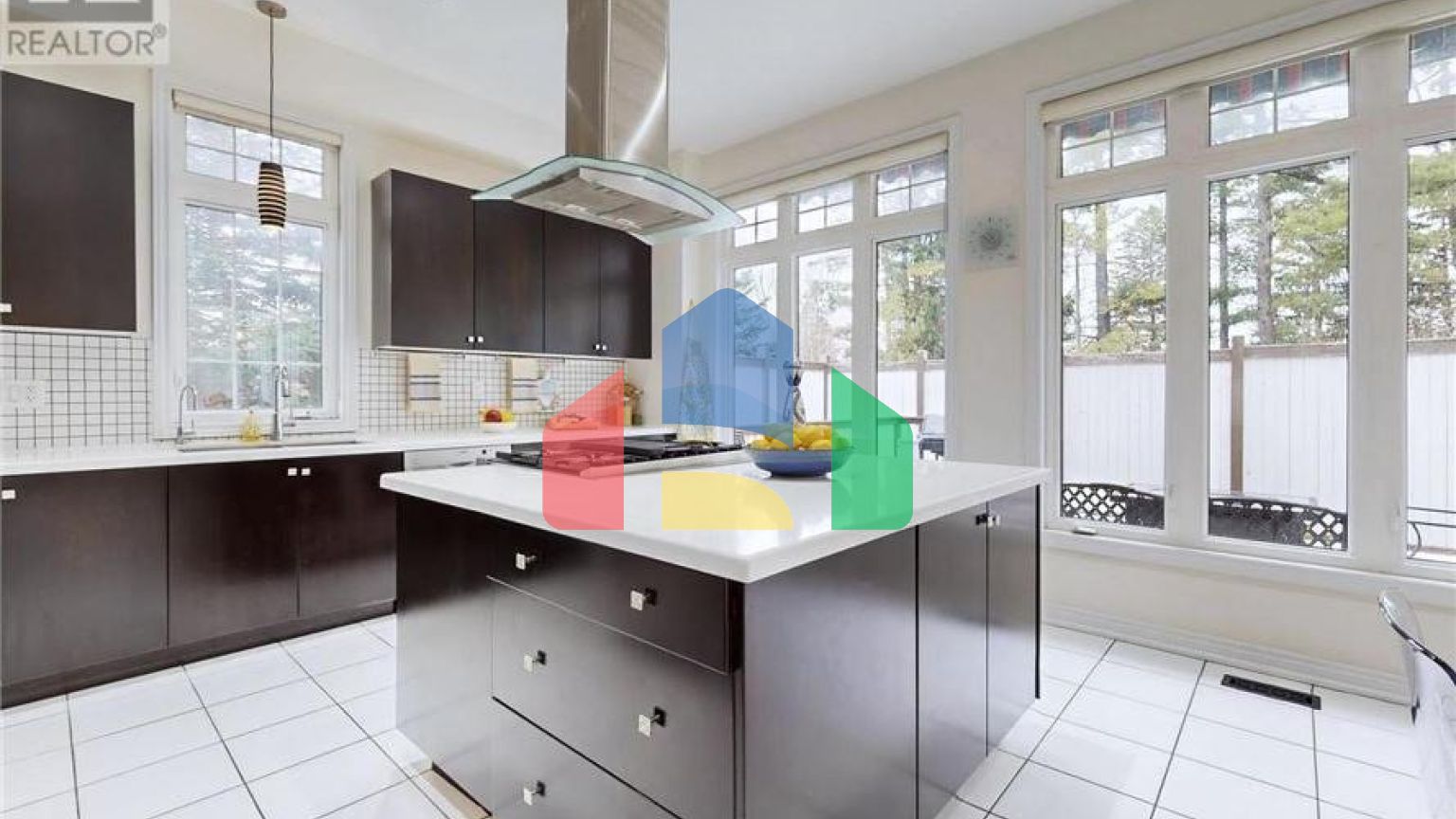 Residential - Single Family Home - Markham, Canada - Canada