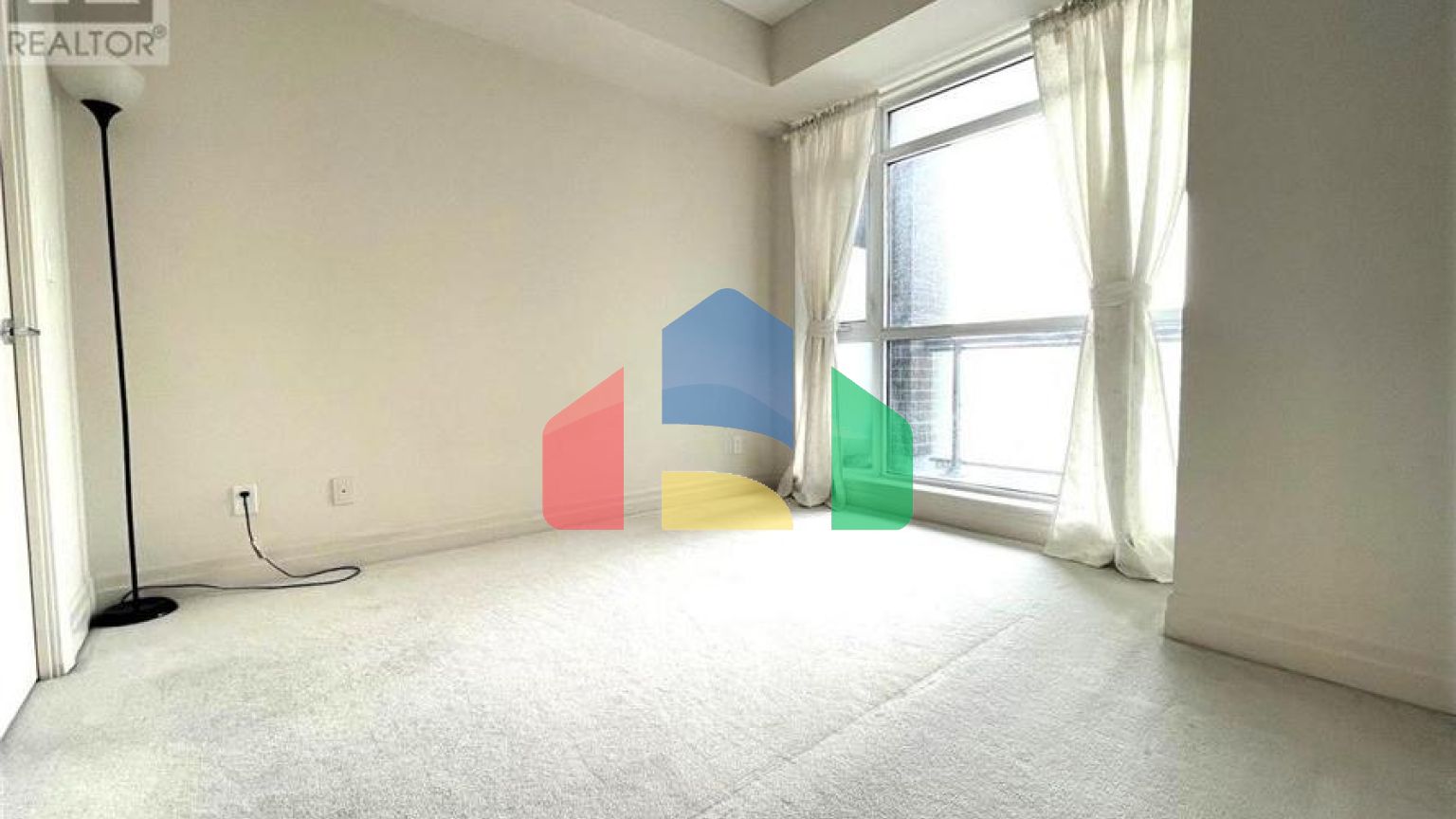 Residential - Single Family Home - Markham, Canada - Canada