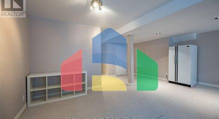 Residential - Single Family Home - Markham, Canada - Canada