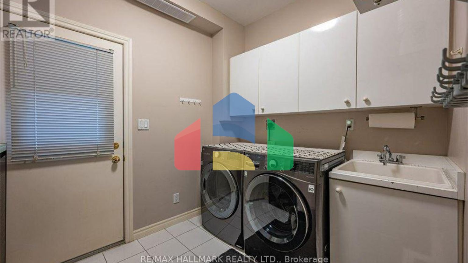 Residential - Single Family Home - Markham, Canada - Canada