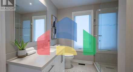 Residential - Single Family Home - Markham, Canada - Canada