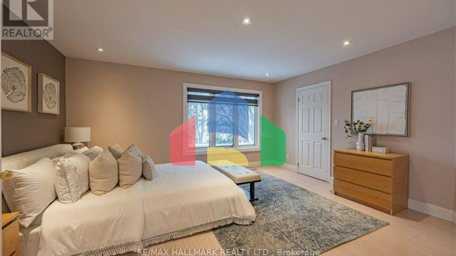 Residential - Single Family Home - Markham, Canada - Canada