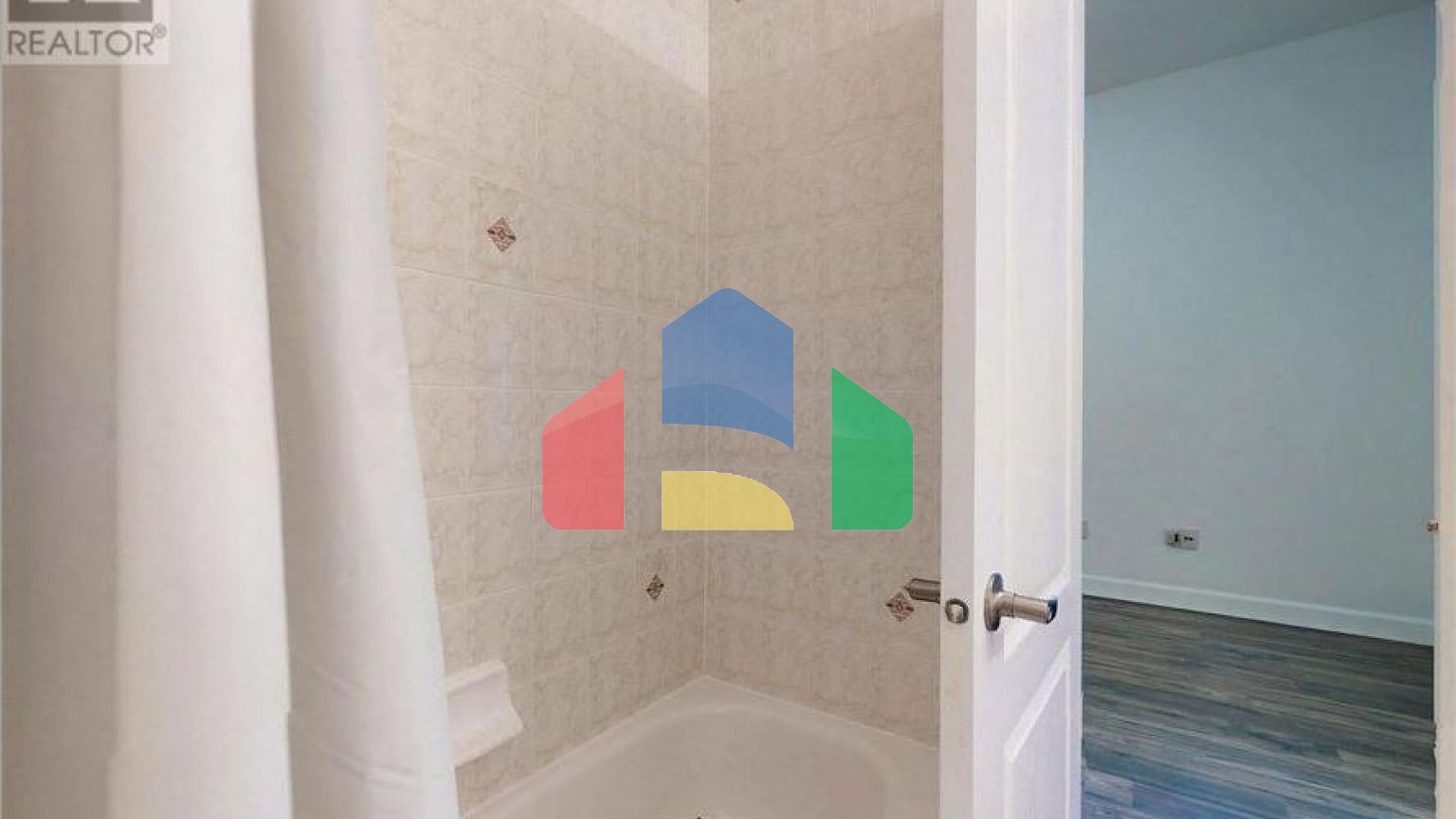 Residential - Single Family Home - Markham, Canada - Canada