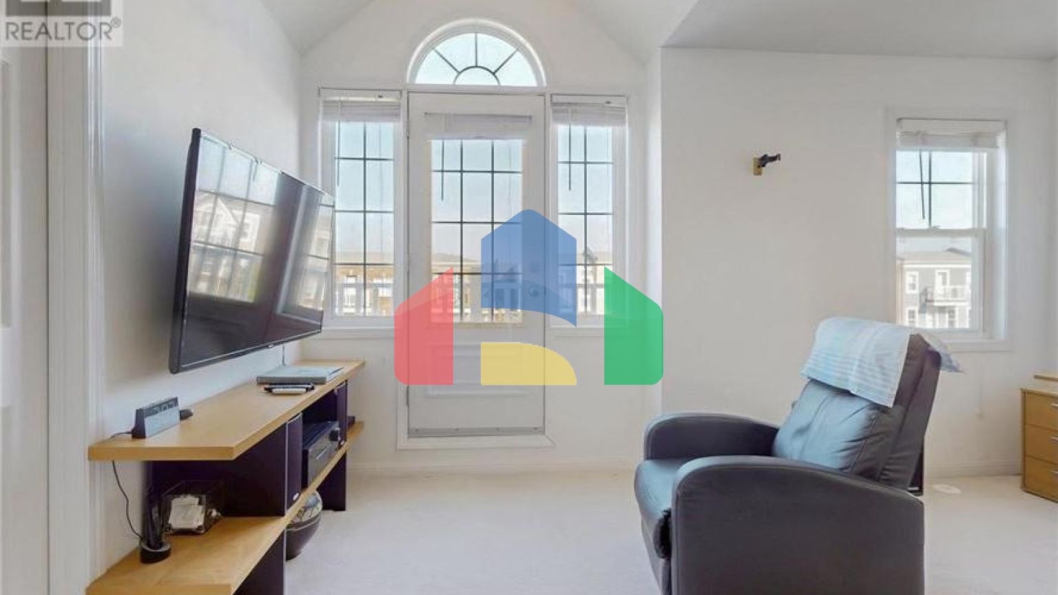 Residential - Single Family Home - Markham, Canada - Canada