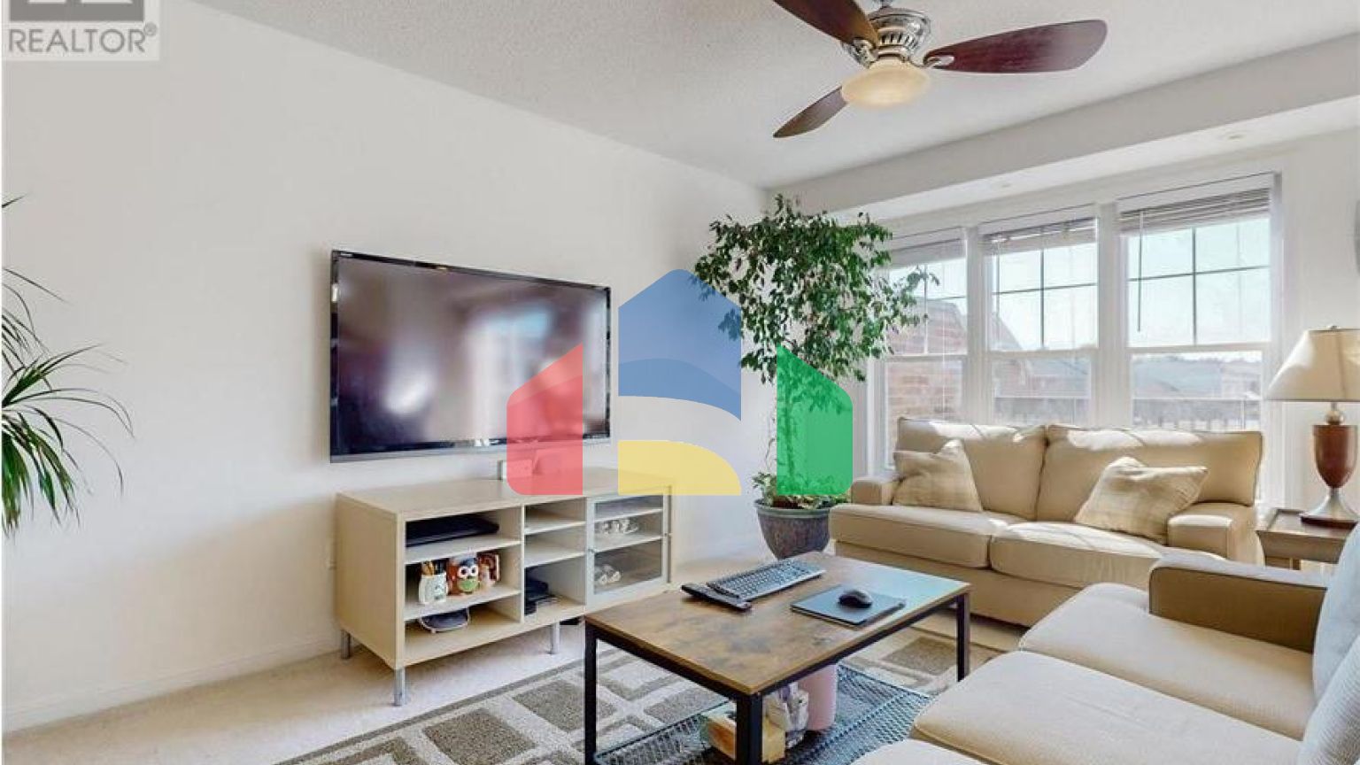 Residential - Single Family Home - Markham, Canada - Canada