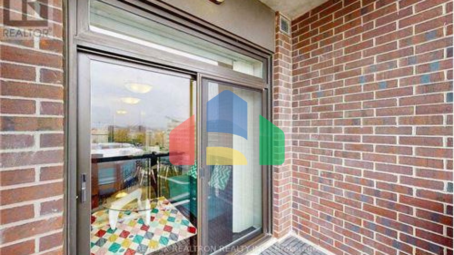 Residential - Single Family Home - Markham, Canada - Canada