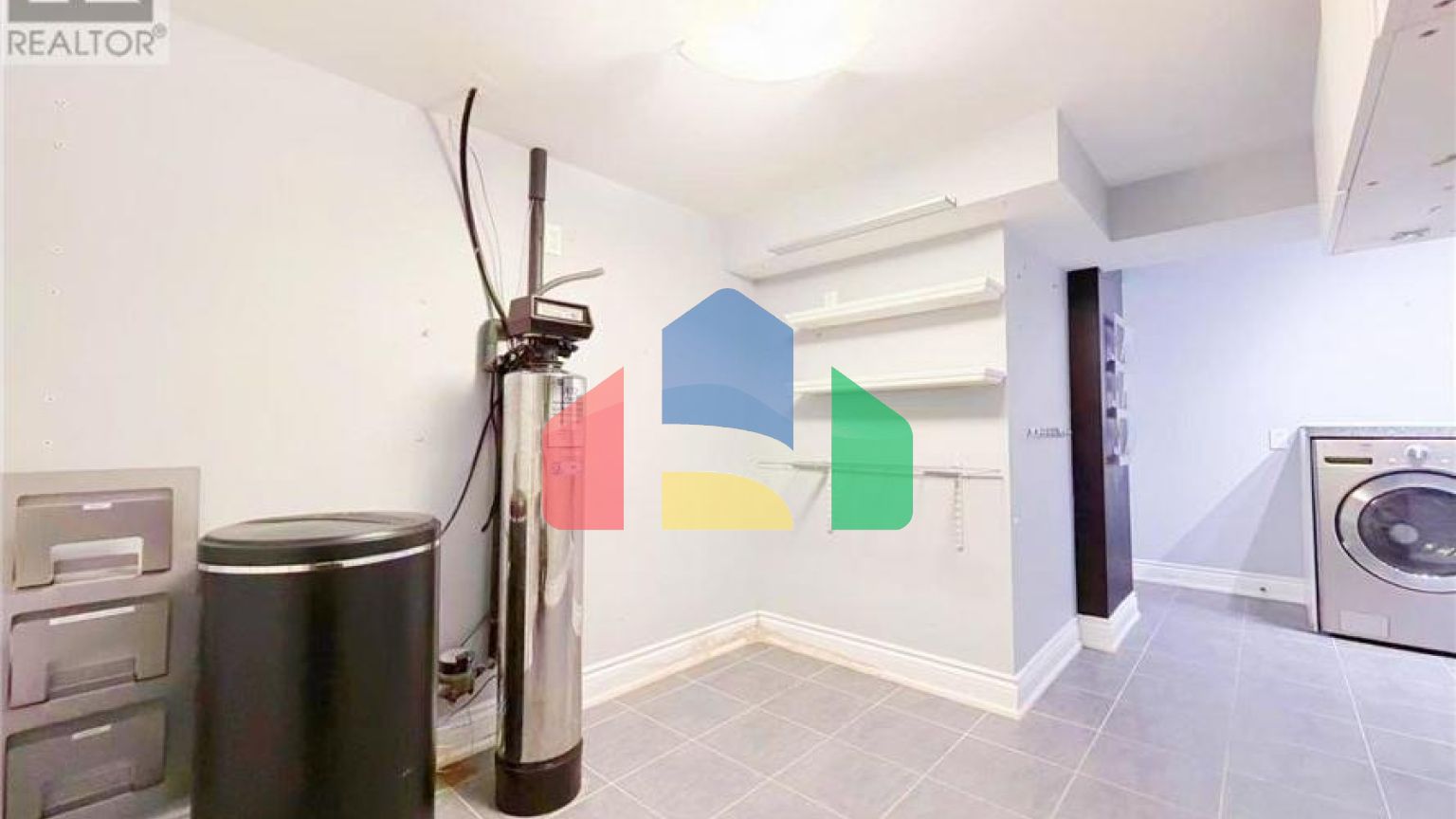 Residential - Single Family Home - Markham, Canada - Canada