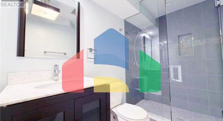 Residential - Single Family Home - Markham, Canada - Canada