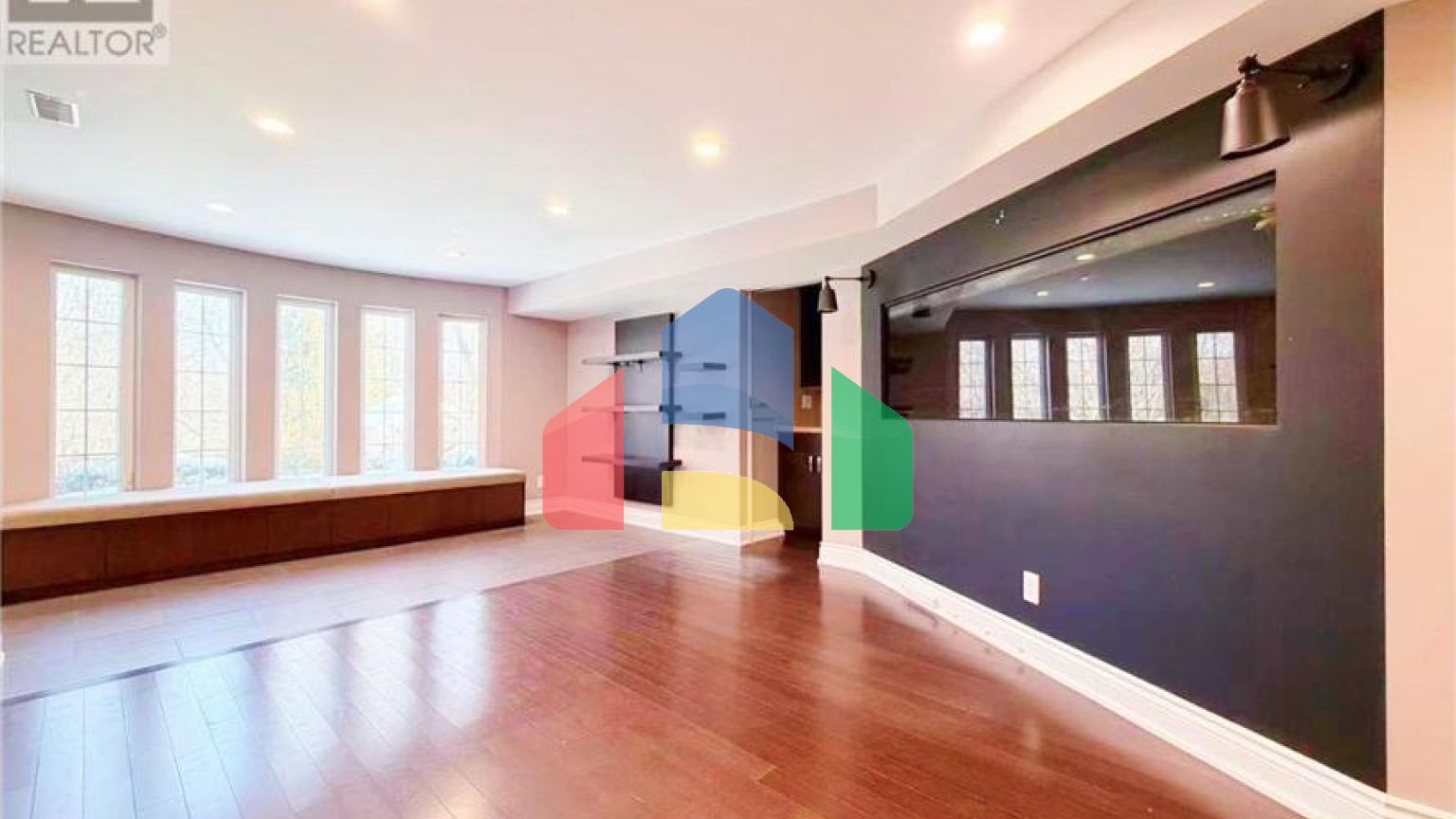 Residential - Single Family Home - Markham, Canada - Canada