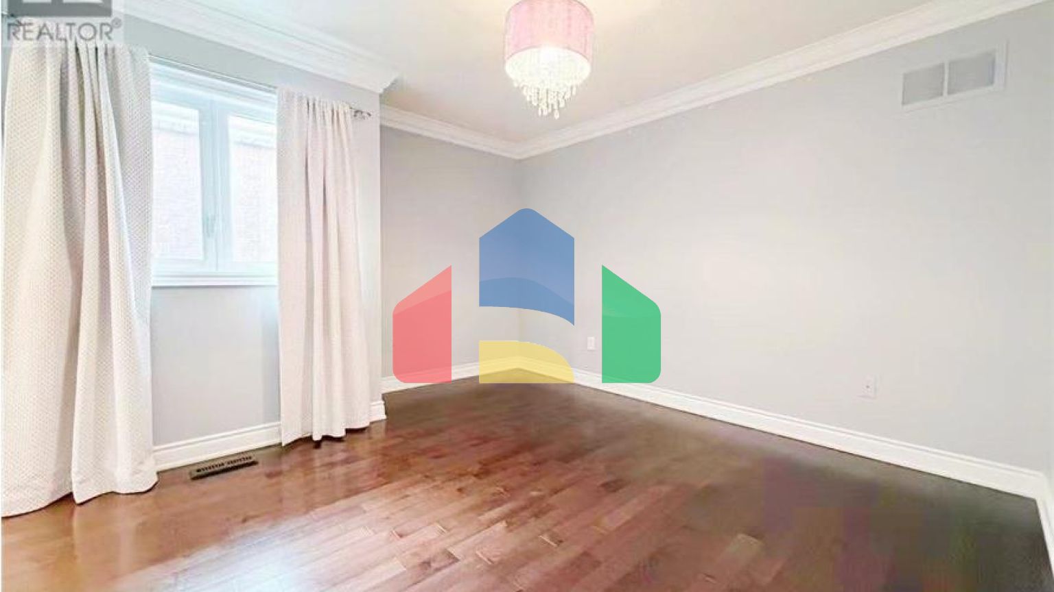 Residential - Single Family Home - Markham, Canada - Canada