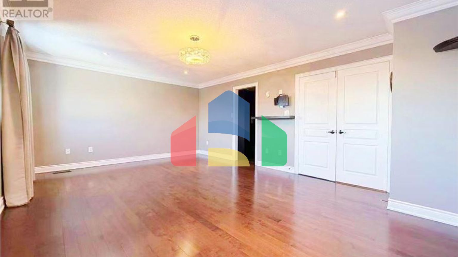 Residential - Single Family Home - Markham, Canada - Canada