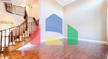 Residential - Single Family Home - Markham, Canada - Canada