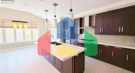 Residential - Single Family Home - Markham, Canada - Canada