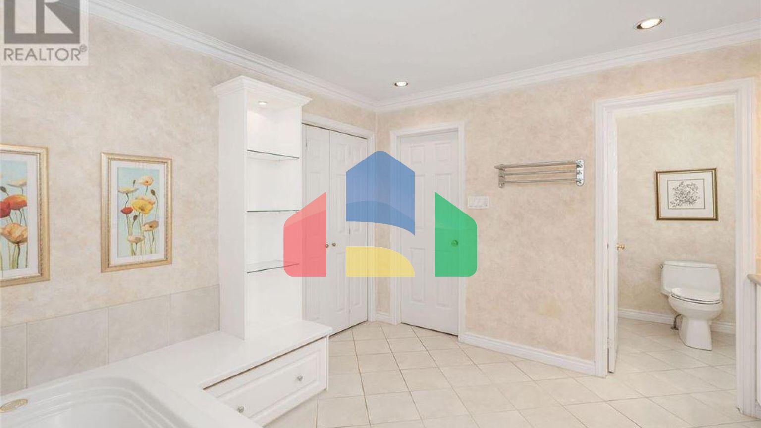 Residential - Single Family Home - Markham, Canada - Canada