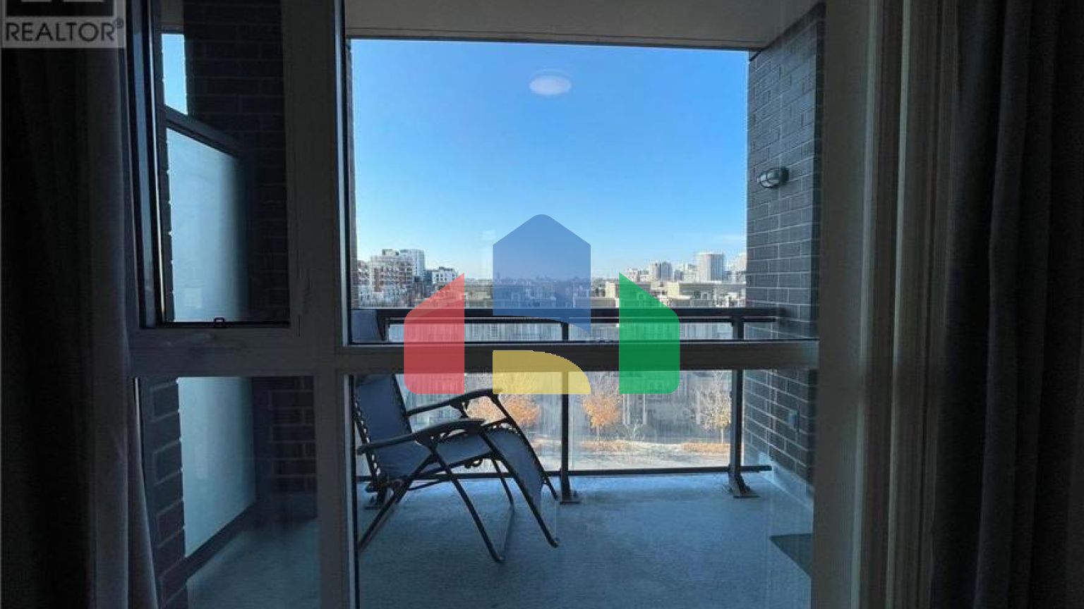 Residential - Single Family Home - Markham, Canada - Canada