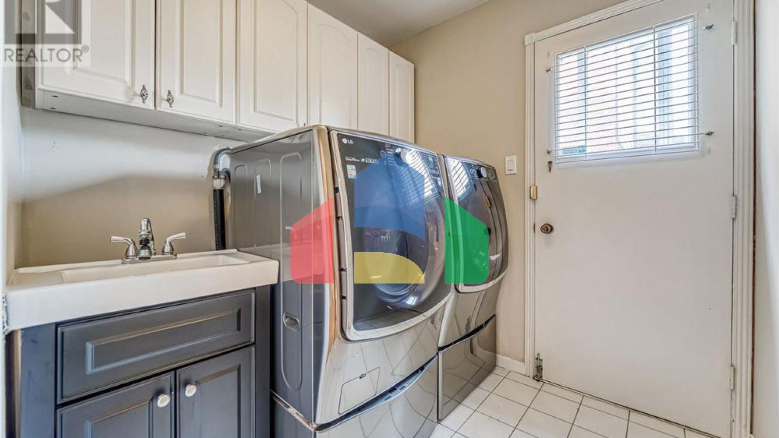 Residential - Single Family Home - Markham, Canada - Canada