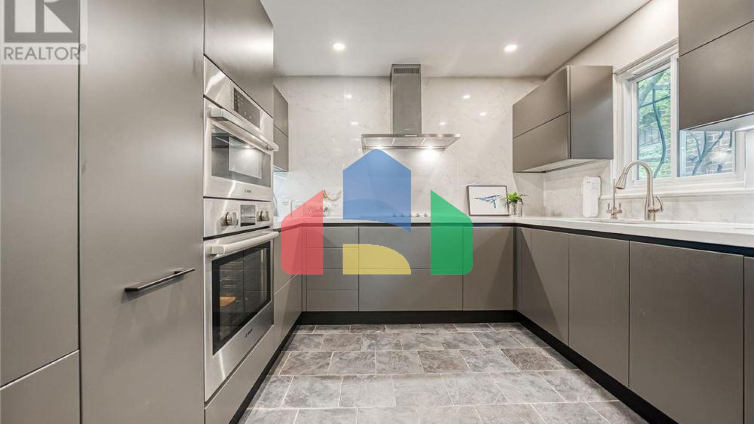 Residential - Single Family Home - Markham, Canada - Canada