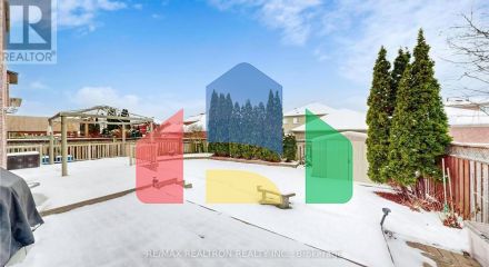 Residential - Single Family Home - Markham, Canada - Canada