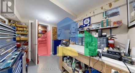 Residential - Single Family Home - Markham, Canada - Canada