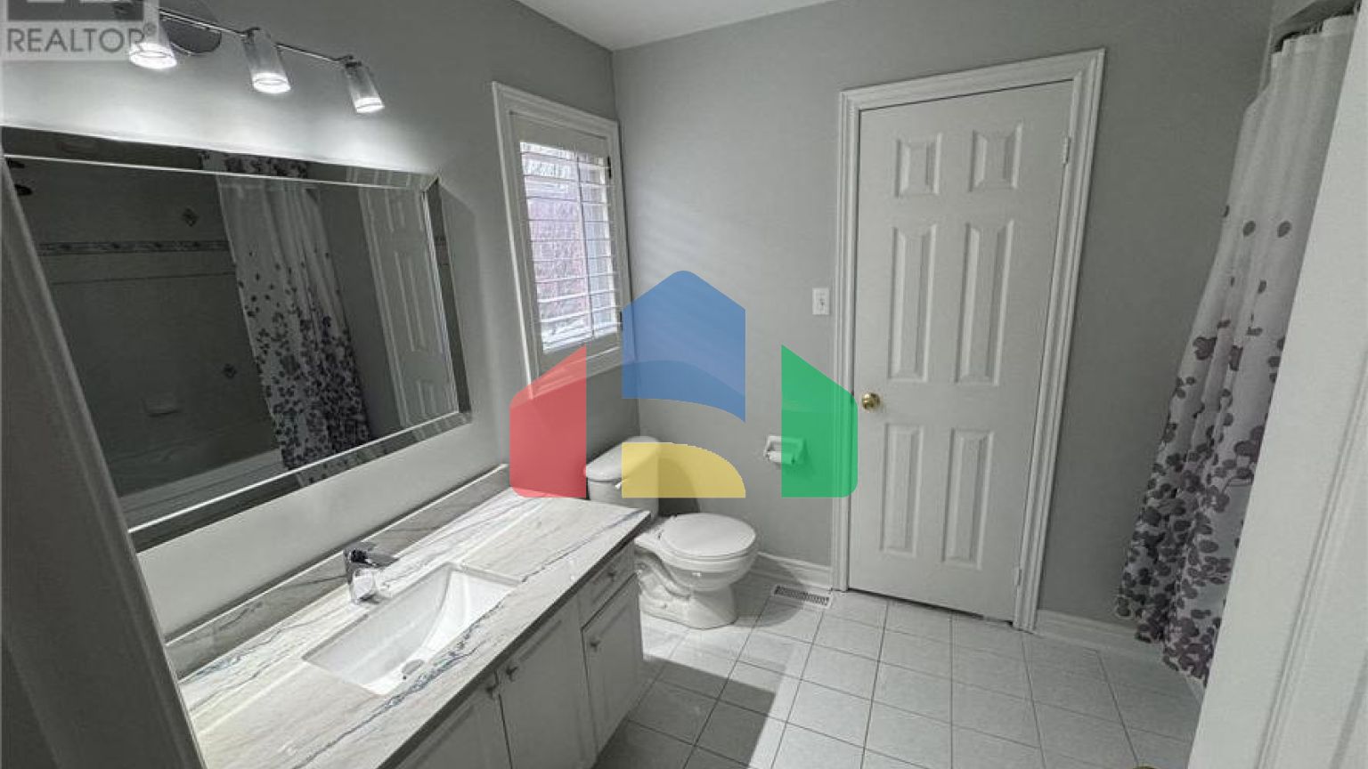 Residential - Single Family Home - Markham, Canada - Canada