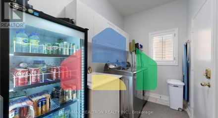 Residential - Single Family Home - Markham, Canada - Canada