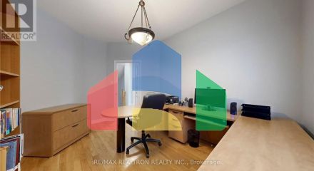 Residential - Single Family Home - Markham, Canada - Canada