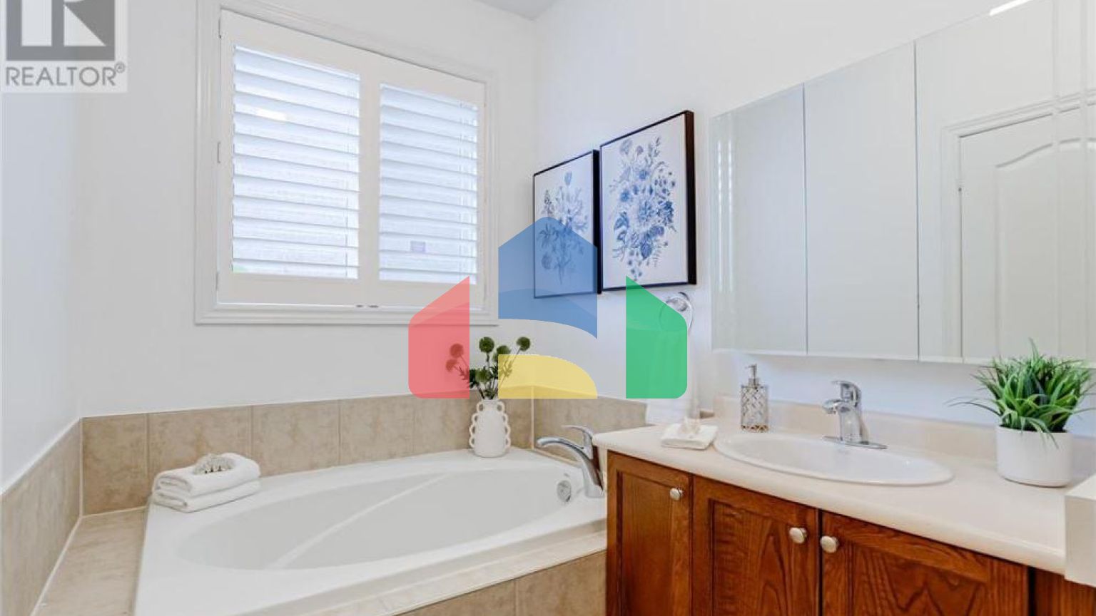 Residential - Single Family Home - Markham, Canada - Canada