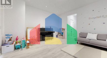 Residential - Single Family Home - Markham, Canada - Canada