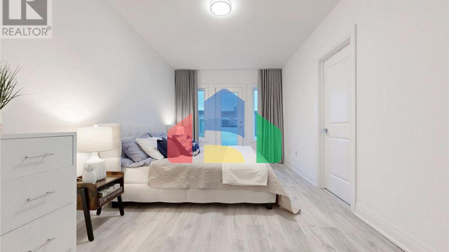 Residential - Single Family Home - Markham, Canada - Canada