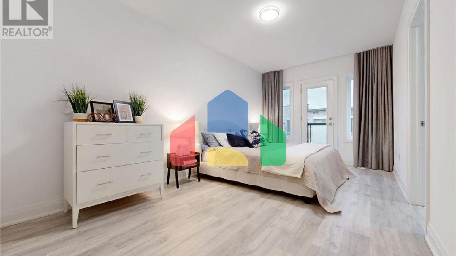 Residential - Single Family Home - Markham, Canada - Canada