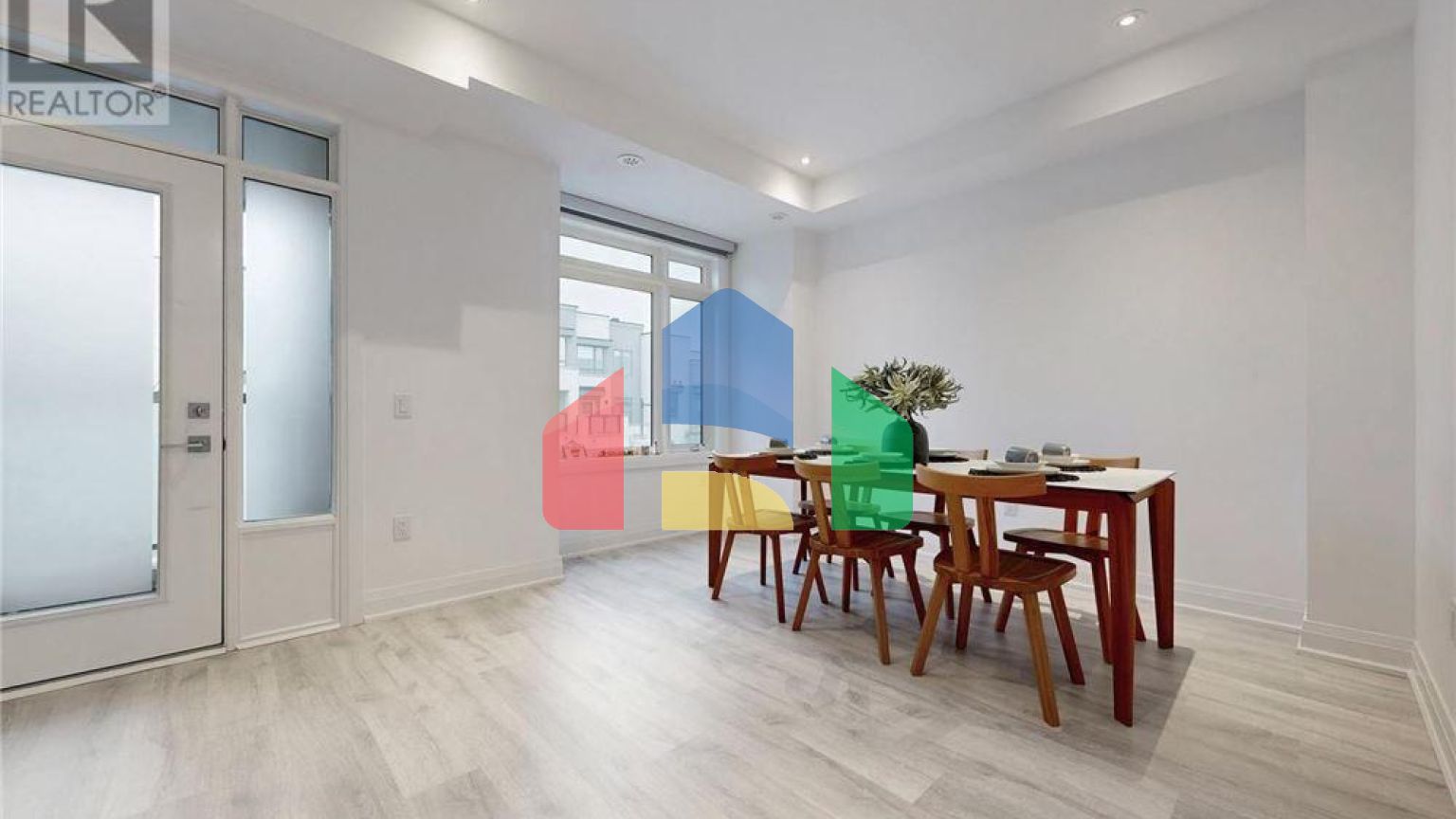 Residential - Single Family Home - Markham, Canada - Canada