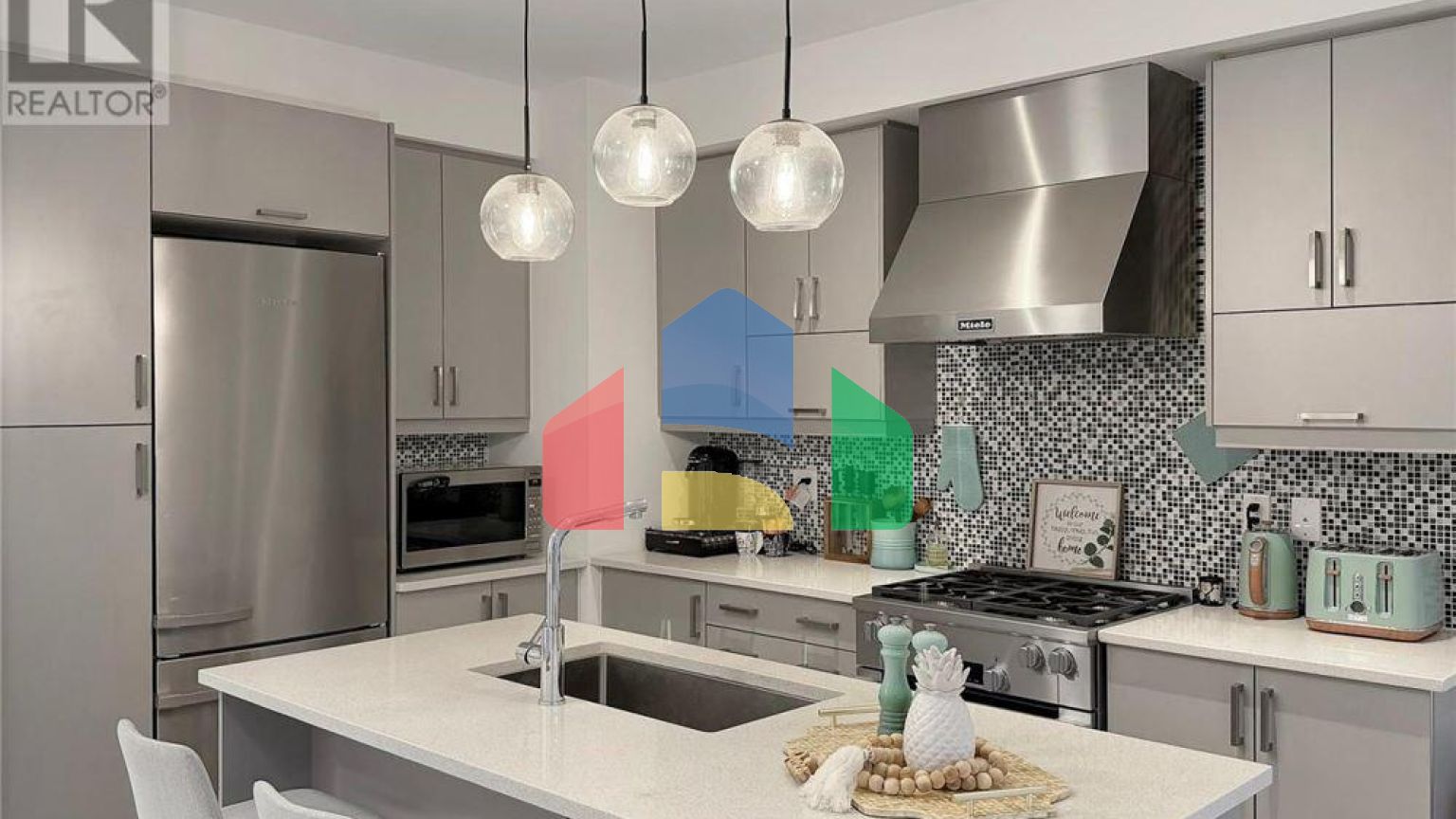 Residential - Single Family Home - Markham, Canada - Canada